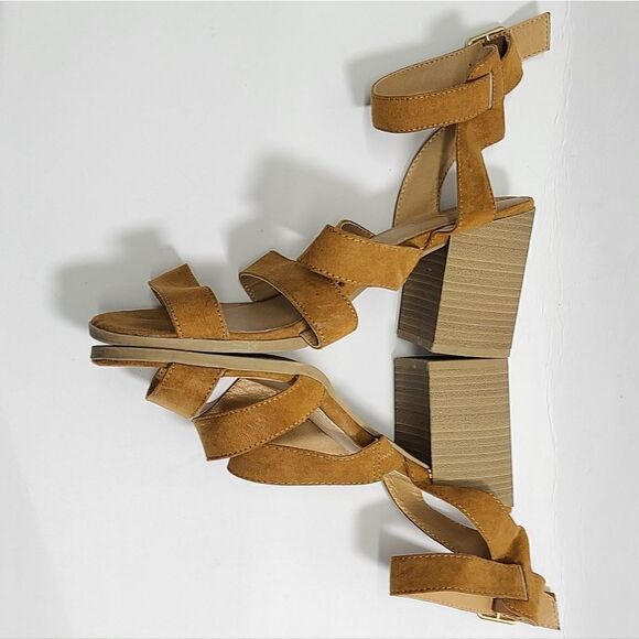 Brash Block Heel Brown Sandals Size 8 - Picture 4 of 11